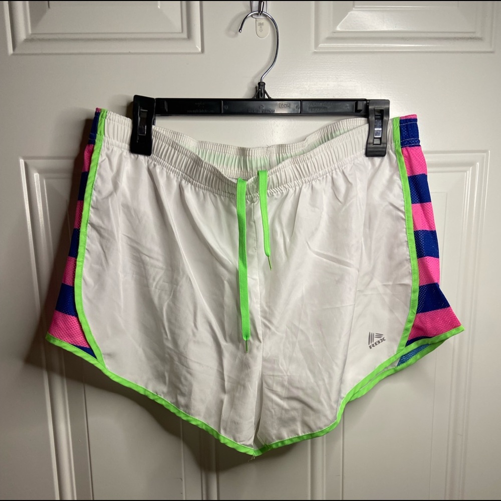 Woman’s running shorts size xl - Picture 1 of 3